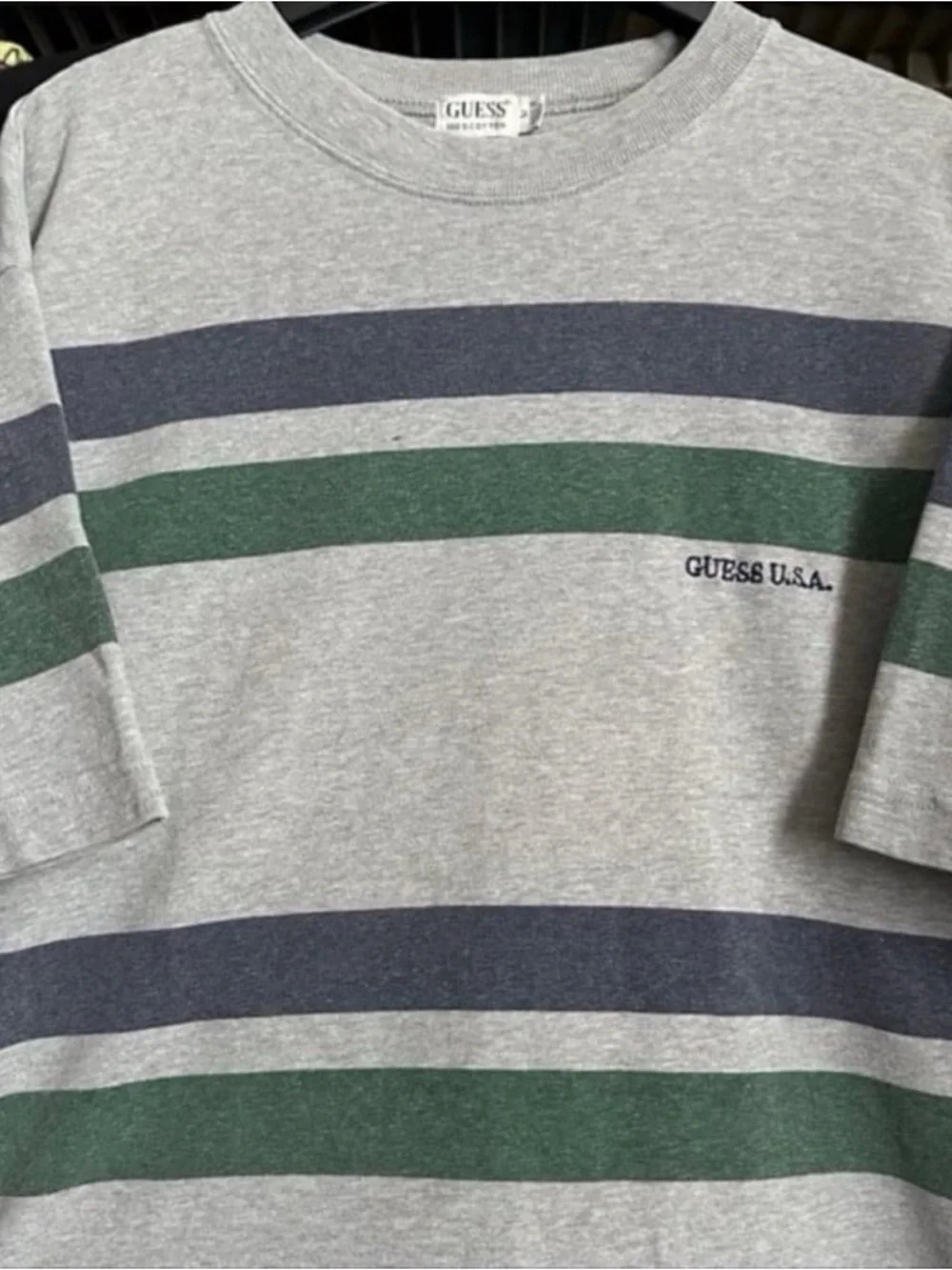 Vintage 1990s Guess Grey Striped Crewneck Tee - Grey, Green & Navy medium - Picture 2 of 6